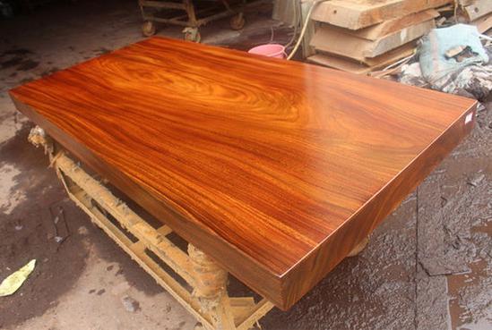 如何分辨实木家具贴皮贴纸家具？谨小慎微以防被骗！