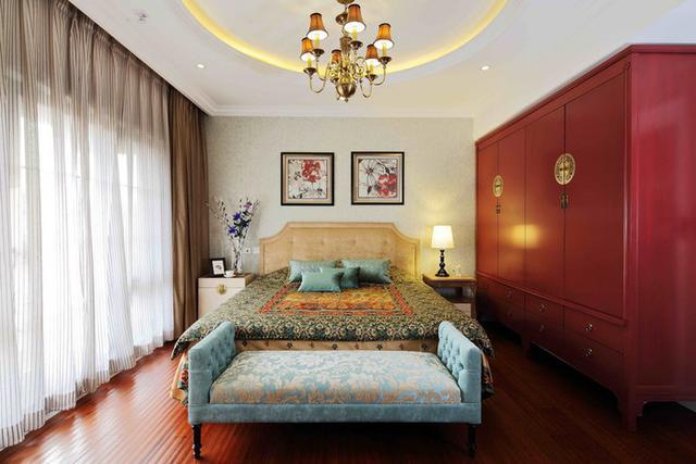 卧室衣柜要不要做到顶?庸人自扰烦恼才多!