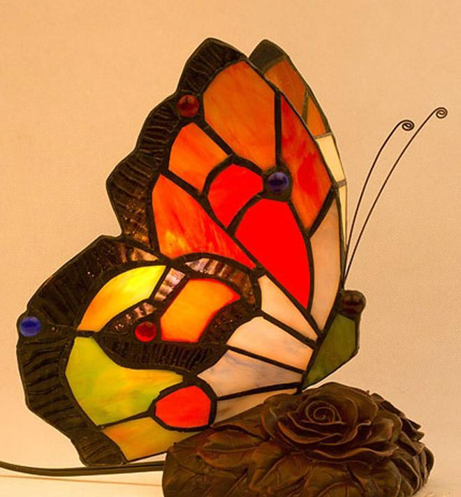 温馨的卧室装修,怎能少得一款创意十足的台灯!