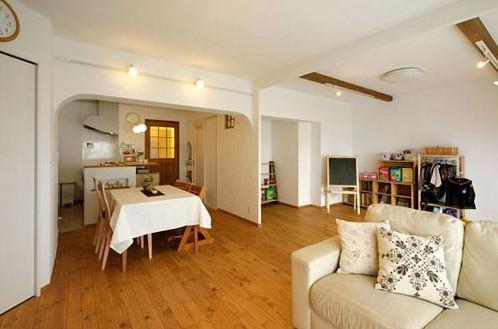 80平小两房装修简洁实用,这样的空间布局实在少见!