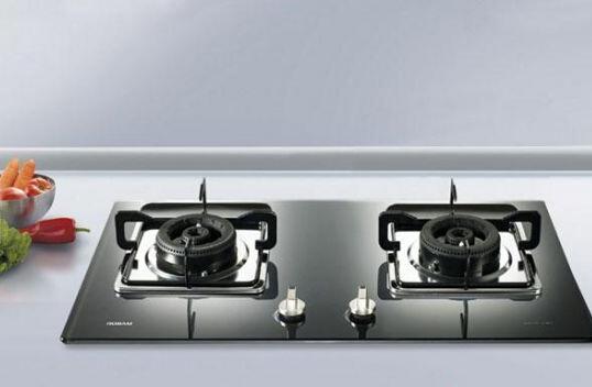 燃气灶与台面清洁小窍门,保持厨房清爽干净,赶紧回家试试!