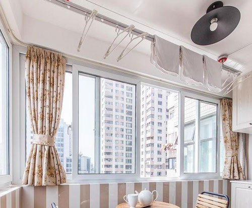 方便又实用的晾衣架种类，你家用的是哪种？