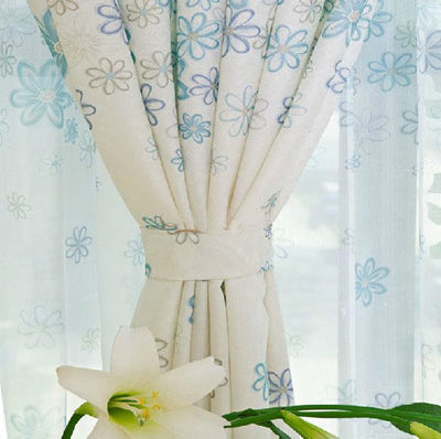 窗帘脏了怎样洗?不同材质窗帘清洗方法要分清!