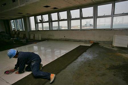 铺瓷砖不留缝厂家不受理投诉是真的吗?铺瓷砖为什么要留缝?