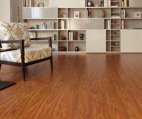 退休装修师傅传授的木地板验收方法，值得收藏借鉴！