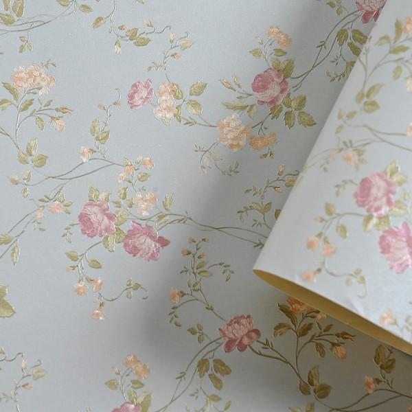 装修知识提前学:墙面刷完乳胶漆后还能贴壁纸吗?