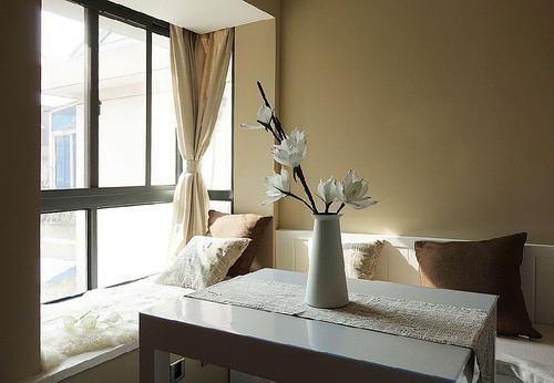 蜗居的生活，55平小户型现代简约装修被农村亲戚嘲笑！