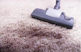 家里铺地毯清洁是实在太麻烦!看看地毯清洁与保养的方法!