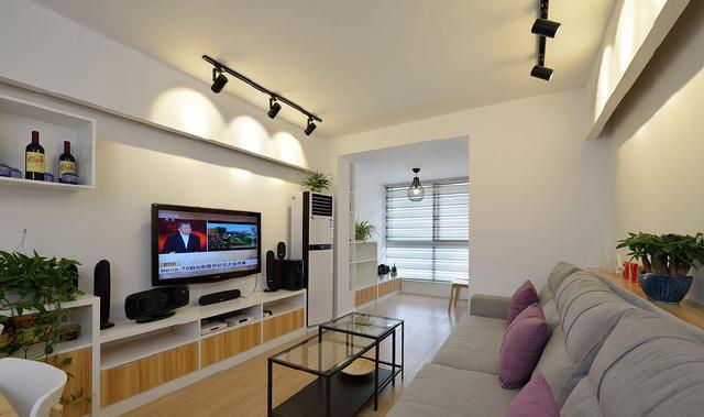 通过巧妙的设计解决户型不好的92平两房装修案例！