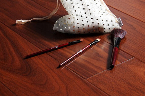 装修用橡木地板好吗？橡木地板解读！