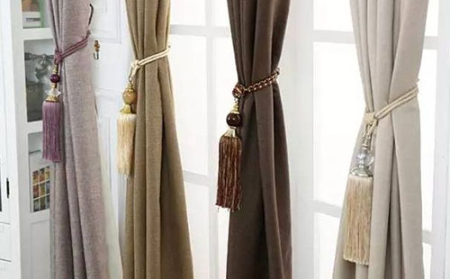 春节快到了,家中的窗帘怎样洗才省力?