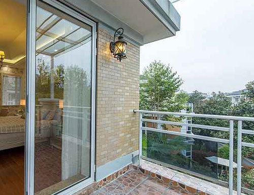 过来人的经验分享:阳台装修注意事项,安全最重要!