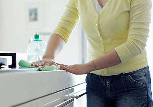 这些厨房油渍去除小妙招,让厨房时刻干净清爽无油渍!