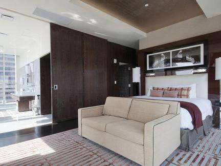 家里装修大量使用推拉门会好看吗？大家给点意见！