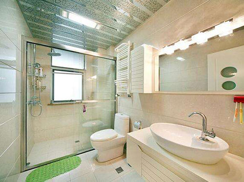 卫生间开窗通风的方法,这么多年居然都做错了!