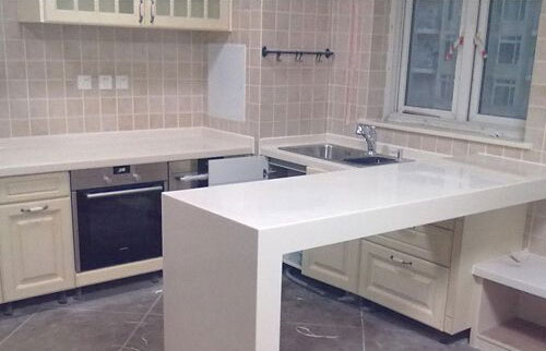 厨房装修中有关橱柜台面的问题都在这里,会是你需要的吗?