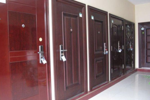 如何挑选防盗门？菜鸟挑选防盗门这样做，家里更安全！