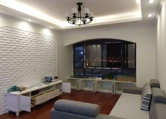 温馨别致的小两房装修案例，客厅飘窗设计最实用！