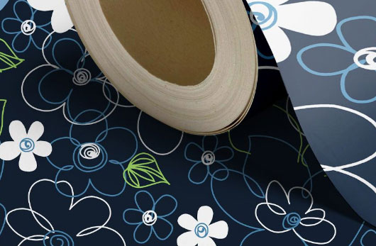 家庭装修墙面装饰贴墙纸好不好，墙纸的优点介绍！