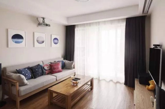 小户型装修照样可以花样百出,客厅装投影仪享受生活!