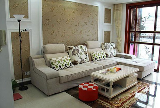 简洁的小两房装修案例,最喜欢阳台改造的小书房!