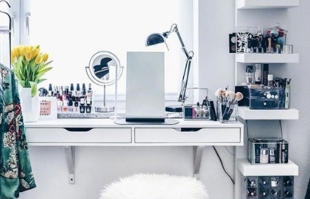 漂亮的化妆台装修案例，女神无论无何也要准备一套吧！