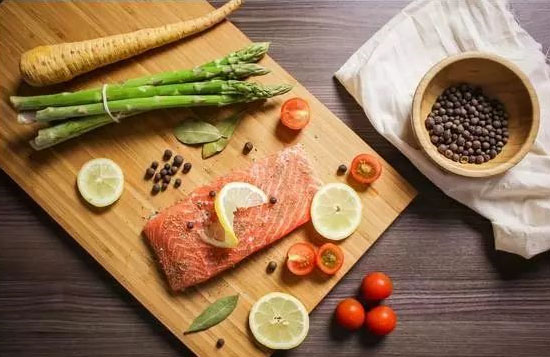 几个清洁保养技巧,不再担心砧板比马桶的细菌还多了!