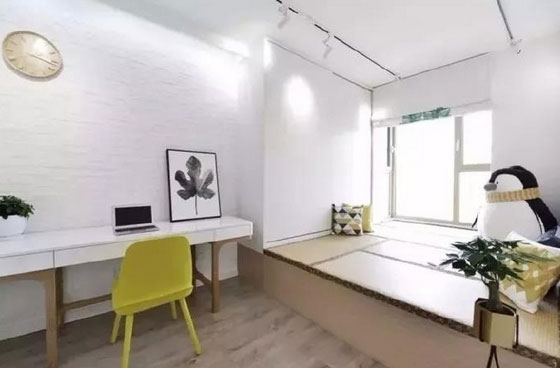 带书桌和柜子的榻榻米装修，美观又实用的榻榻米设计！