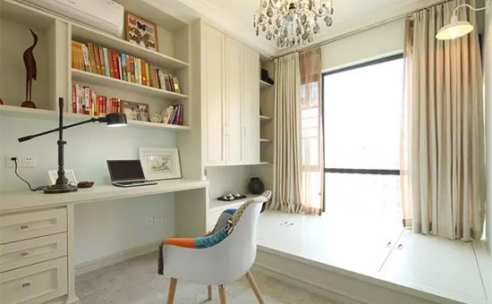 卧室面积小那就别买床!小卧室装修这样做,实用又漂亮!