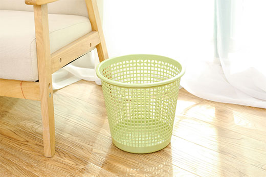 卫生间要不要配纸篓?滋生细菌还招苍蝇,看完就把纸篓给扔了!