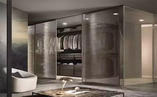 越看越好看的玻璃推拉门，可不只是美观哦！玻璃推拉门的好处！