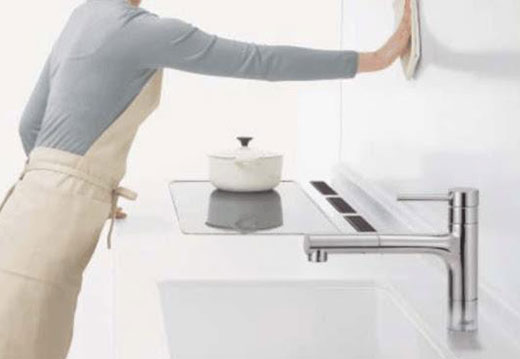 厨房卫生太难搞!厨房瓷砖油污清洁技巧,难怪保姆月薪能过万!