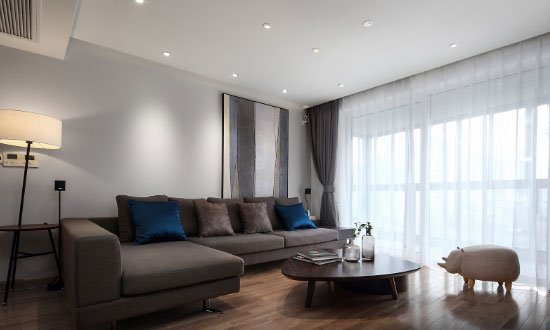 时尚简约两居室装修很温馨,打通小阳台太聪明,厨房面积大一倍!