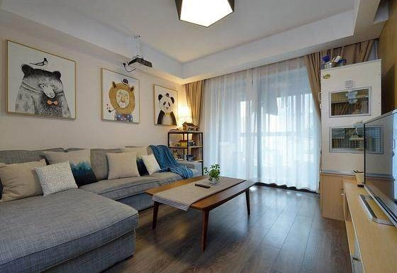 自家小窝78平米装修很简洁,客厅电视背景墙装隐形门,谁见过?