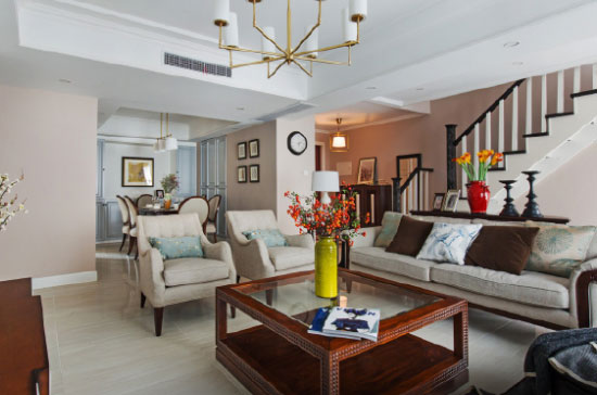 海归老板家美式风格装修，床头墙面造型设计很特别，值得炫耀！