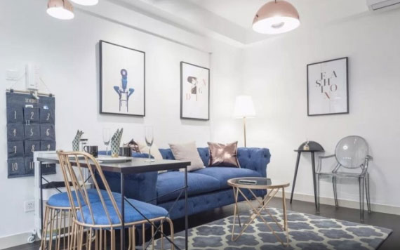 单身公寓装修好就出租,美女租客非要签五年合约!有点纠结!