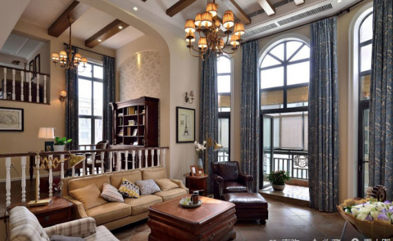 美式乡村风格别墅装修,年代久远古朴大气,窗帘色彩成败笔!