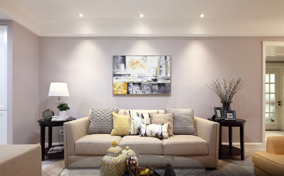 时尚的现代风格三房装修，嵌入式电视背景墙装修非常实用！