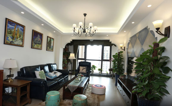 极具民族特色的混搭风格装修,吧台做隔断美观又实用!晒晒!