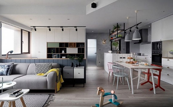 简约风格装修，开放式空间设计通透宽敞！挂墙电视柜真漂亮！