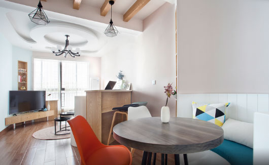 漂亮的单身公寓装修，吊顶设计真个性！每个月多收几百块租金！