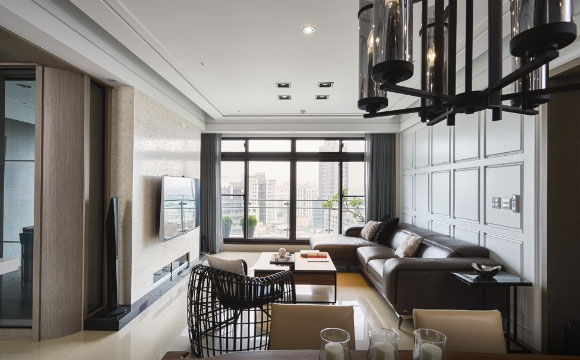 楼层不高的现代风格装修，设计简洁却很大气，细节处理堪称完美！