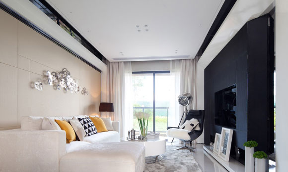 用黑色玻璃装饰的极简家居空间,更时尚更个性,谁见过?