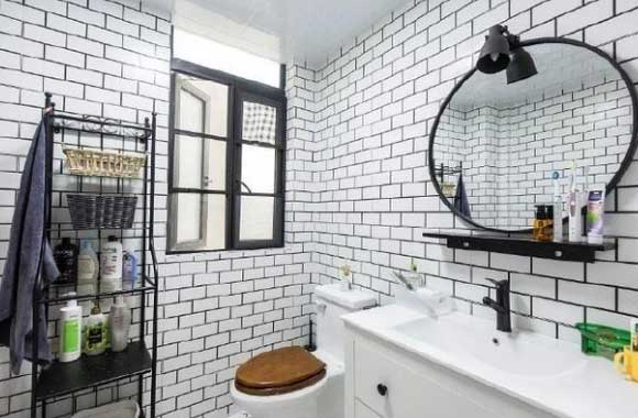 清新简约北欧风卫生间装修,收纳空间很充足,每天都有好心情!