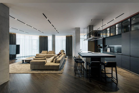 现代风格装修，木地板斜铺时尚有个性，卧室装玻璃隔墙很少见！