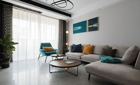 装修简洁的灰色家居空间,定制电视柜、酒柜、书柜美观又实用!