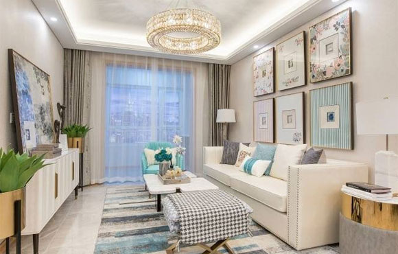 73㎡美式轻奢风装修，卧室装修真温馨，小户型空间设计典范！