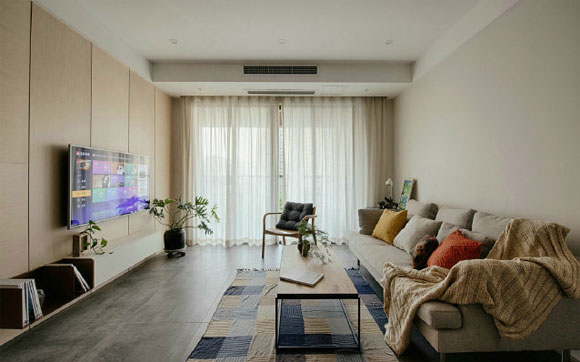 94㎡日式风格装修,鞋柜挂墙上,集成板电视墙简洁大方更耐看!