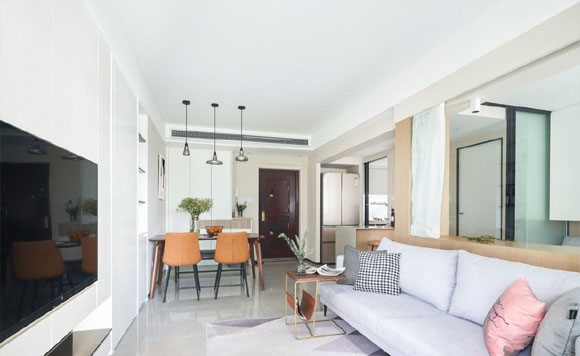 电视墙装隐形门，书房装榻榻米，简洁大方很实用的现代风格装修！