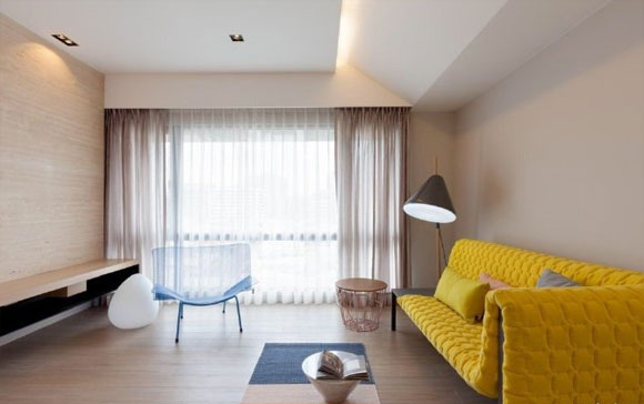 感觉很温暖的时尚空间，吊顶造型设计真好看，全屋装修有品位！